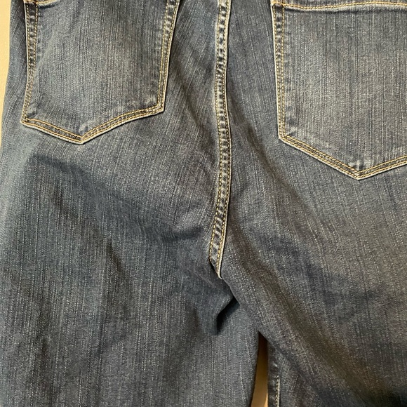 Torrid Sky High A Line Flare Premium Stretch High Rise Jean Size 12 Short - Picture 11 of 16